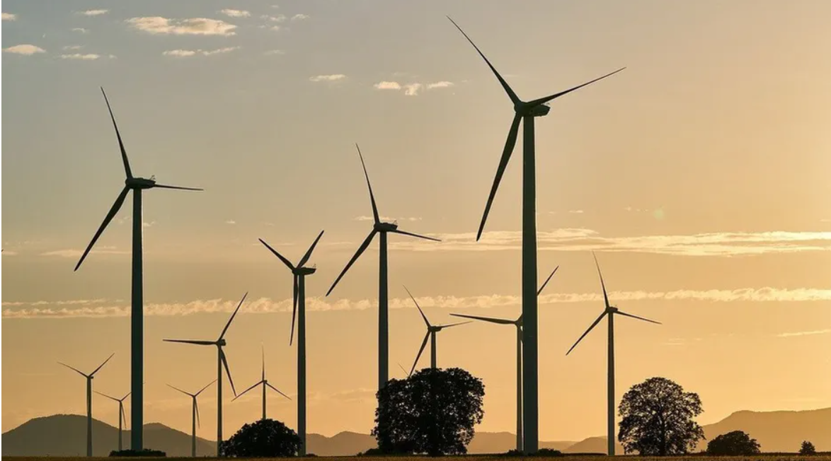 Urge fortalecer las energías renovables
