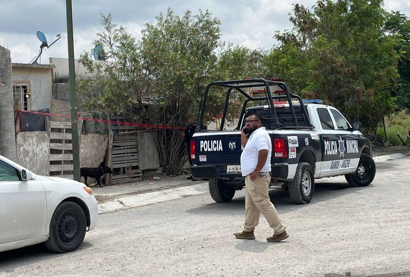 Fallece en casa, se presume por Covid