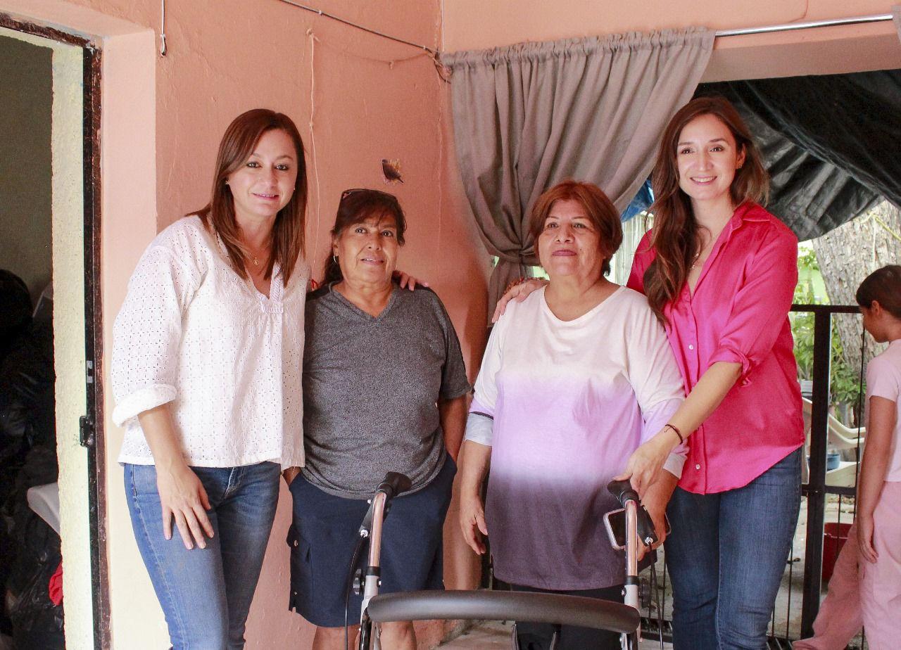Entrega Edna Dávalos apoyos a discapacitados                    