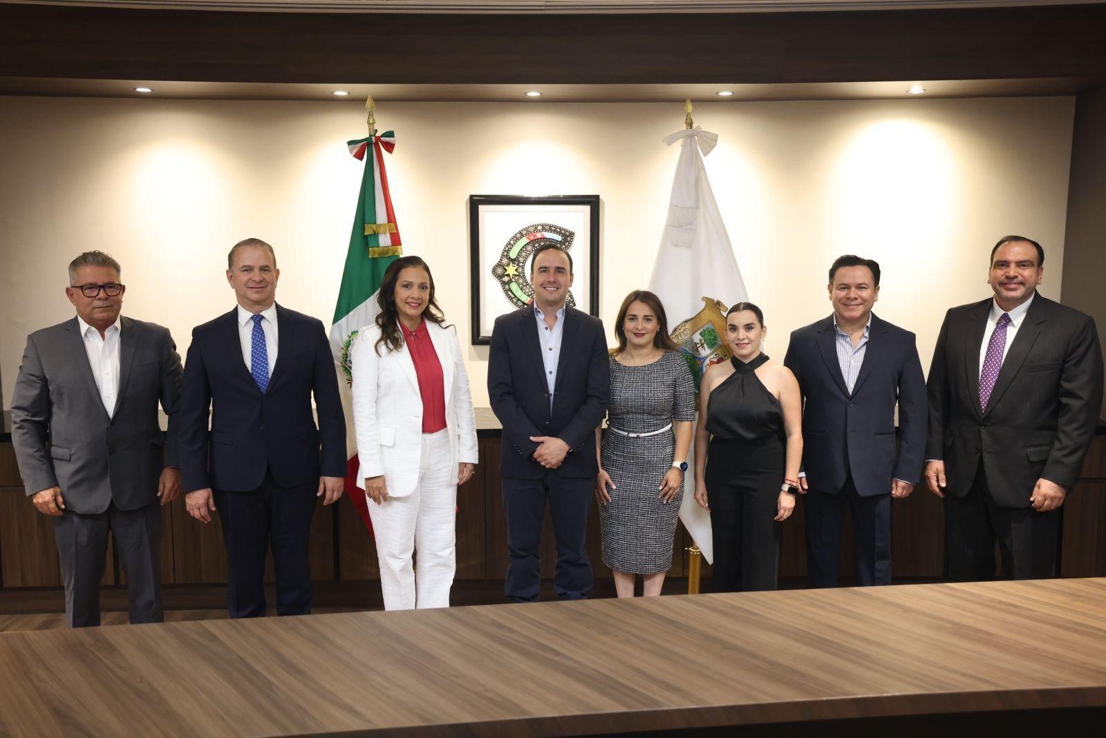 Nombra Manolo a nuevos subsecretarios y directores