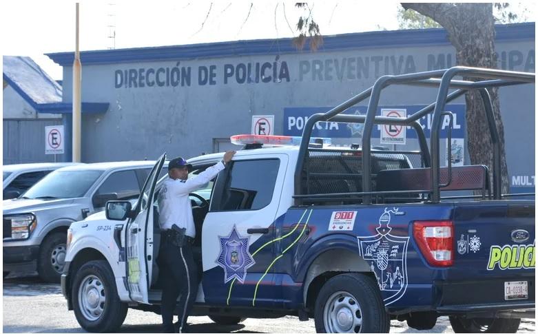 Se integran 5 obreros a academia de policía