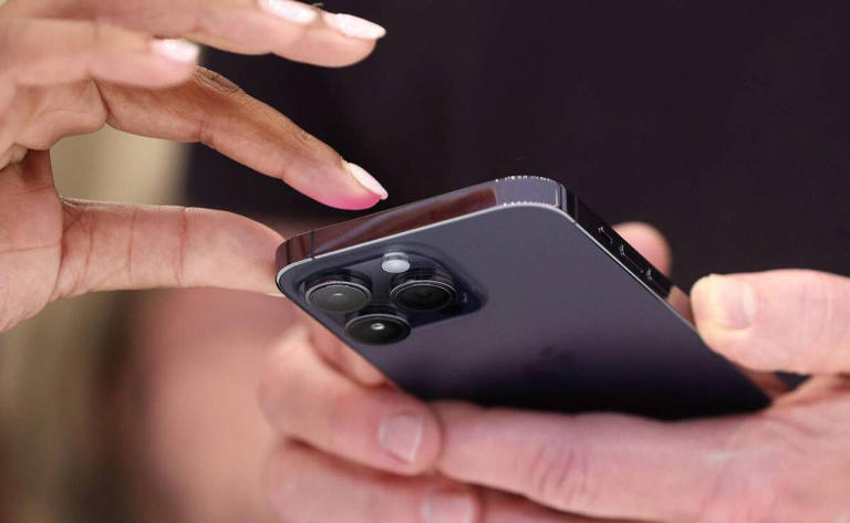 ¡Por un celular! Acusan a niña de 12 años de asesinar a su prima de 8 tras una pelea en EU
