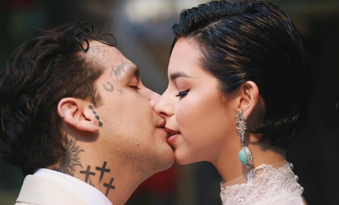 Aseguran que Ángela Aguilar precipitó su boda con Nodal para llevar la contraria a su padre