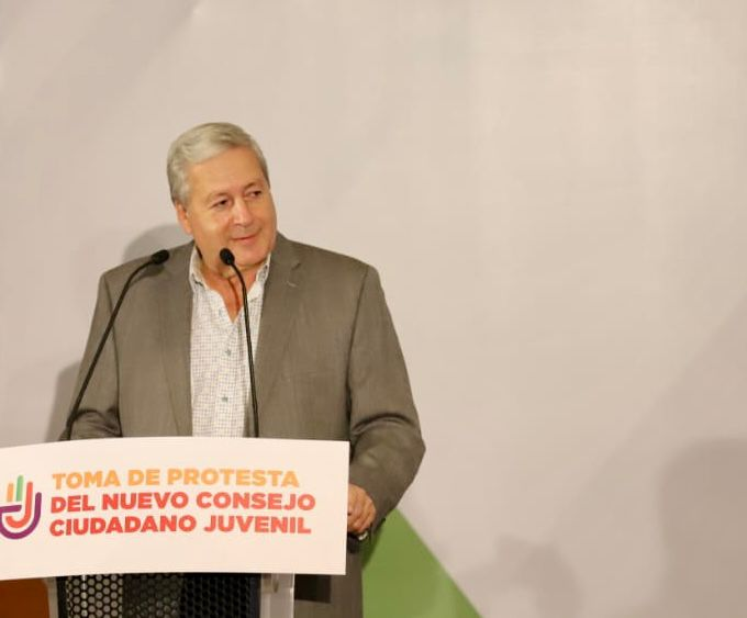 Instala Chema Fraustro Consejo Ciudadano Juvenil