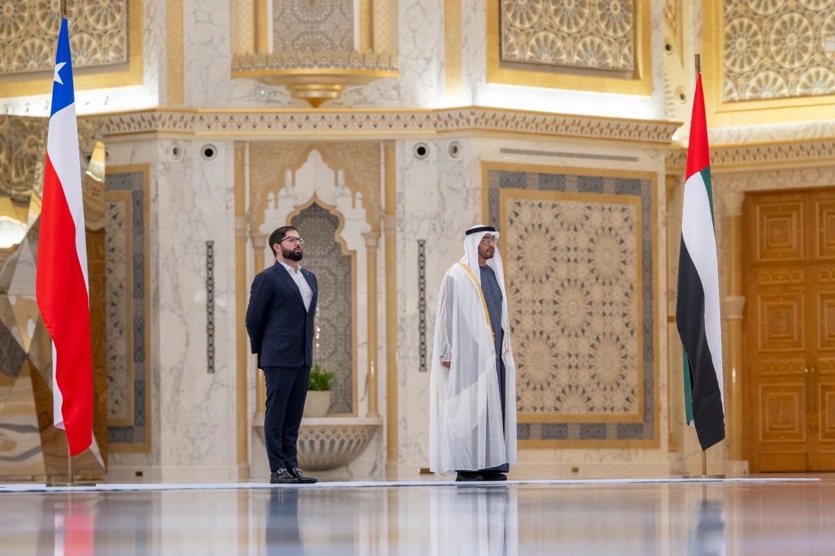 Emiratos Árabes Unidos y Chile firman un acuerdo de asociación económica