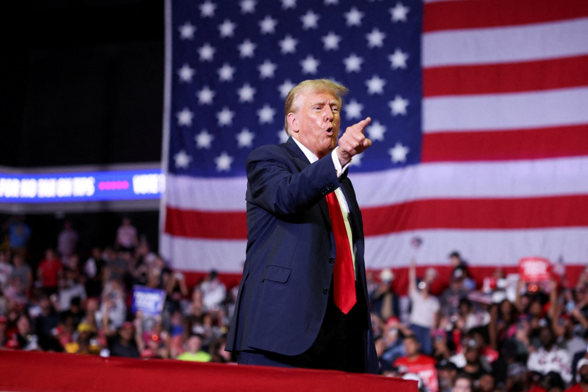 La Corte Suprema de EU dice que Trump tiene cierta inmunidad y retrasa aún más su juicio