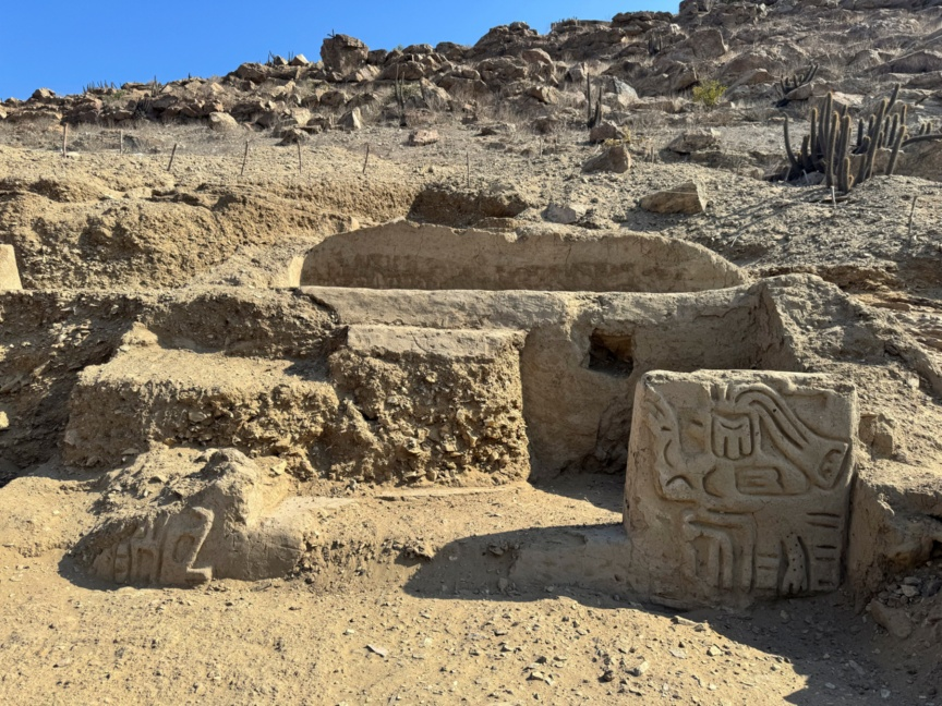 Arqueólogos hallan restos de miembros de «clase alta» de hace 800 años de cultura preinca de Perú