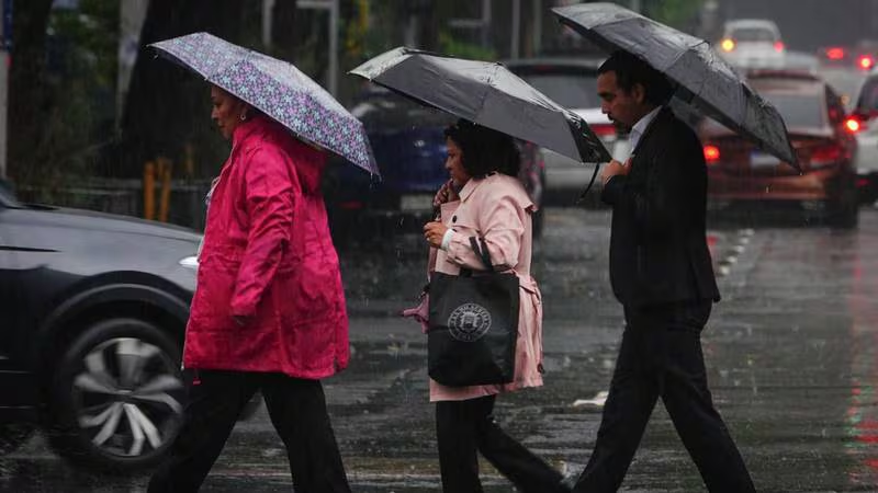 Ondas tropicales 8 y 9 ‘salpicarán’ a México: ¿Qué estados tendrán lluvias del 11 al 13 de julio?
