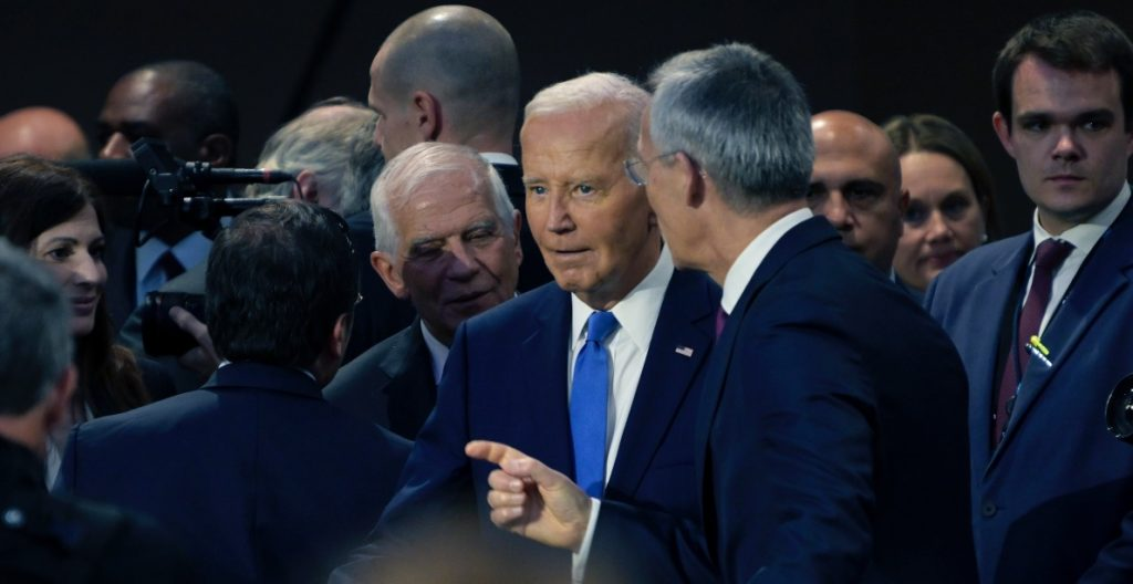 Para 56% de los demócratas, Biden debe retirarse de la contienda tras mal desempeño en el debate con Trump
