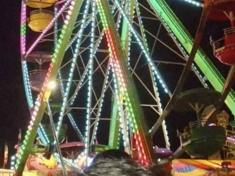 Padre da la vida por su hijo al caer de un juego mecánico en Tepanco, Puebla