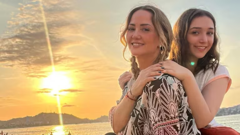 Andrea Legarreta defiende a su hija Nina tras críticas por abandonar la escuela: “Quiere hacer las cosas bien”