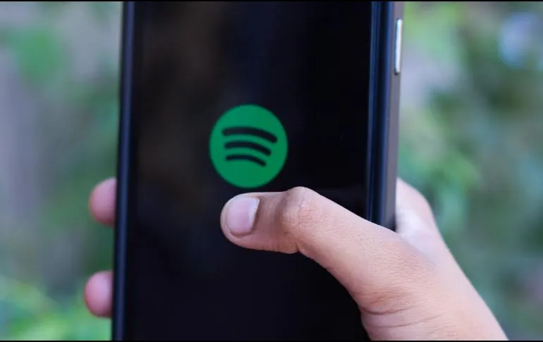 ¡Ya puedes tener tu DJ personal en Spotify! Activa la función de IA