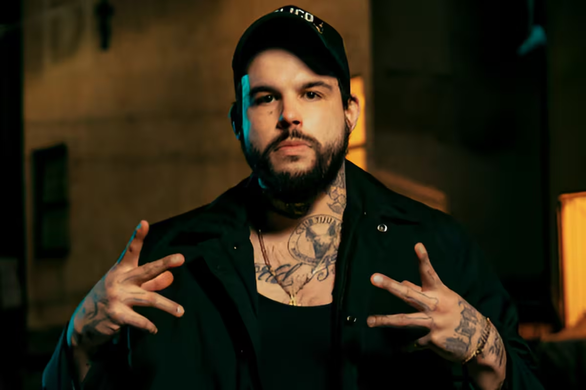 Emiliano Aguilar hace su debut en el rap