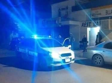 Sujeto golpea a sexoservidora 