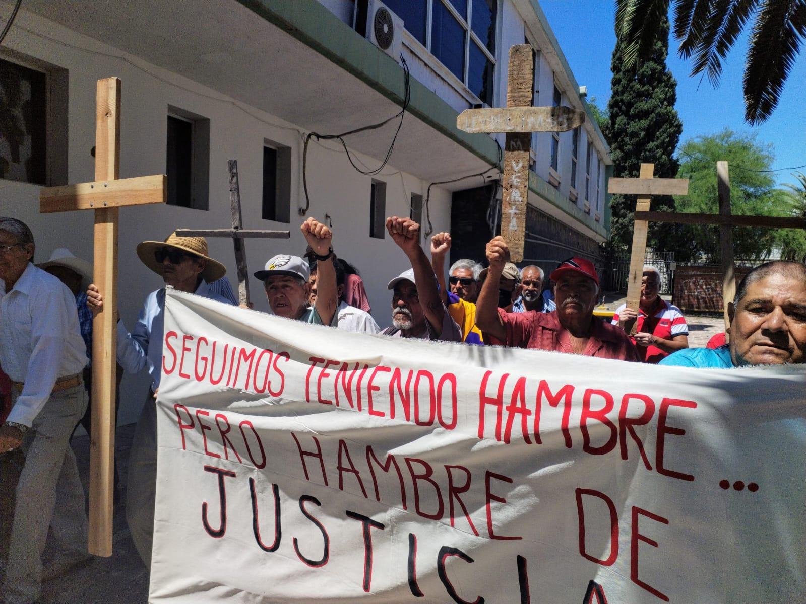 Anuncian pensionados protestas y plantones
