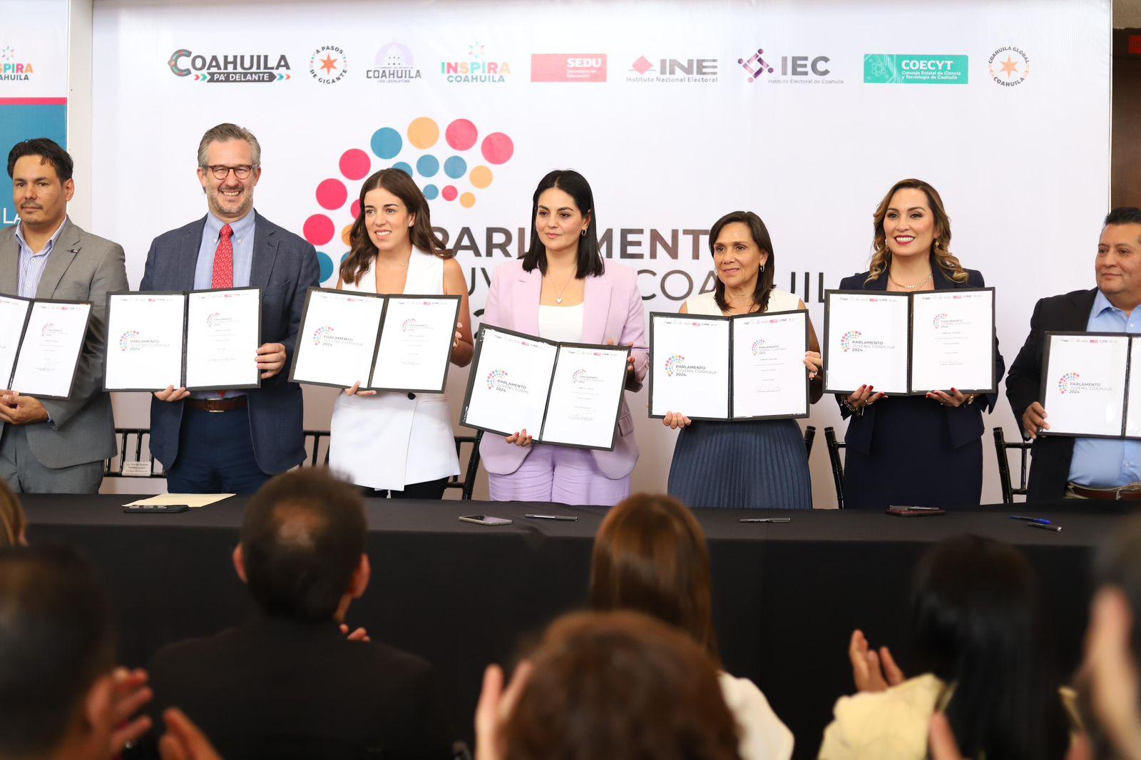 Convocan a “Parlamento Juvenil Coahuila 2024”