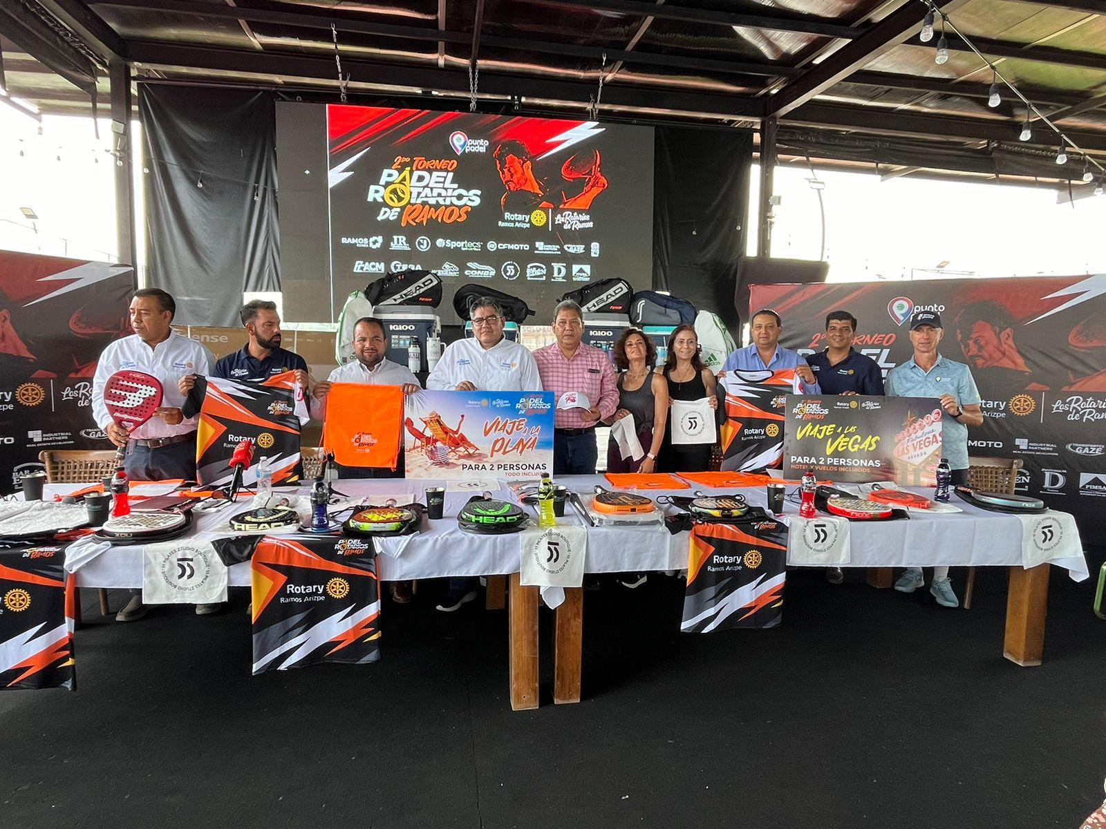 Organizan torneo pádel pro Escuela de Equinoterapia