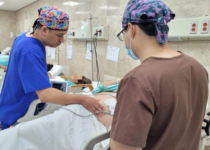 Trabajo de obstetras éxito de nacimientos