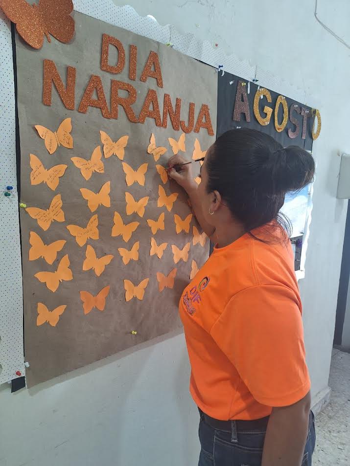 Ciudadanos unidos en el “Día Naranja”