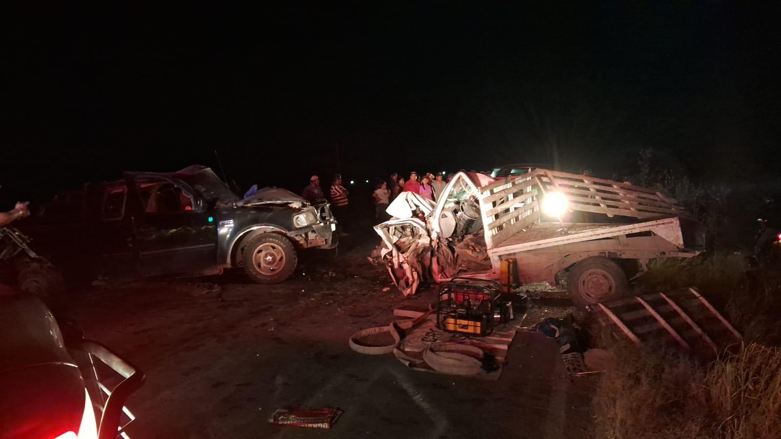 Piden apoyo a Dávila víctimas de accidente