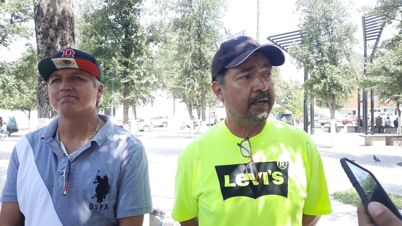 Atenderán funcionarios inquietudes de obreros
