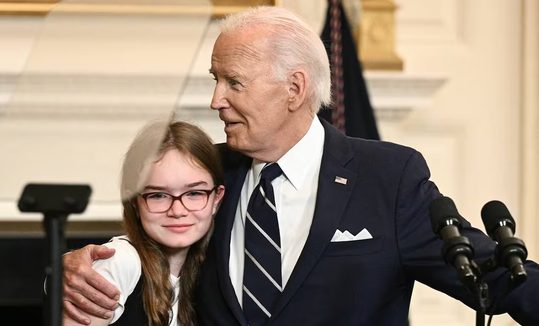 “Su brutal calvario ha terminado, son libres”,  dice Biden sobre prisioneros liberados en intercambio con Rusia