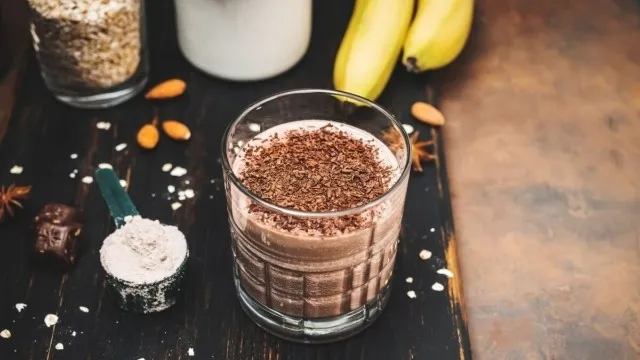 Licuado de proteína y café: el aliado perfecto para mejorar tu rendimiento físico