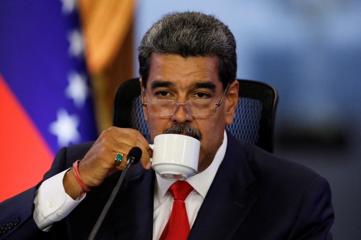 Maduro rompe relaciones con WhatsApp y pide a los venezolanos borrar la aplicación