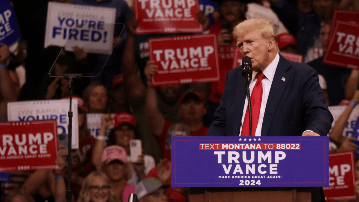 Trump dice que su campaña fue hackeada y culpa a Irán