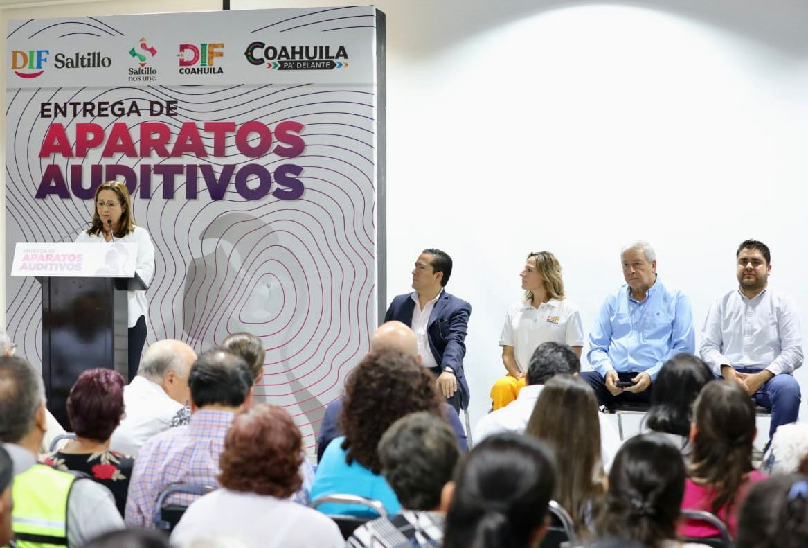 Entregan Alcalde y DIF Saltillo más aparatos auditivos