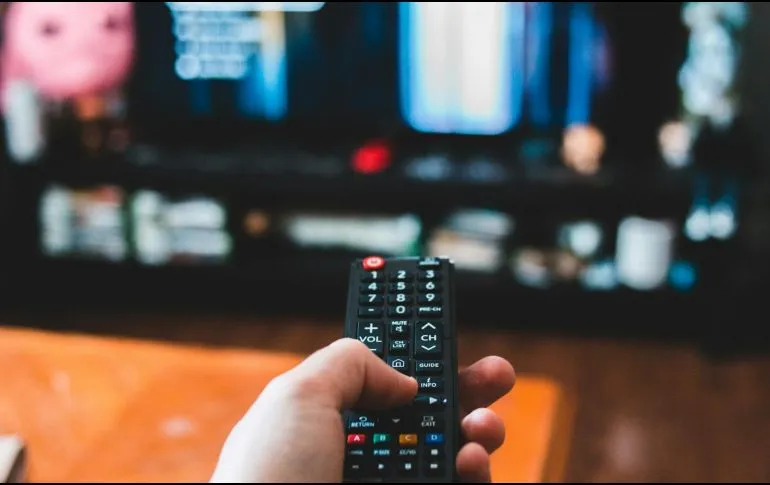 Conoce los riesgos asociados con el consumo excesivo de TV, según Harvard