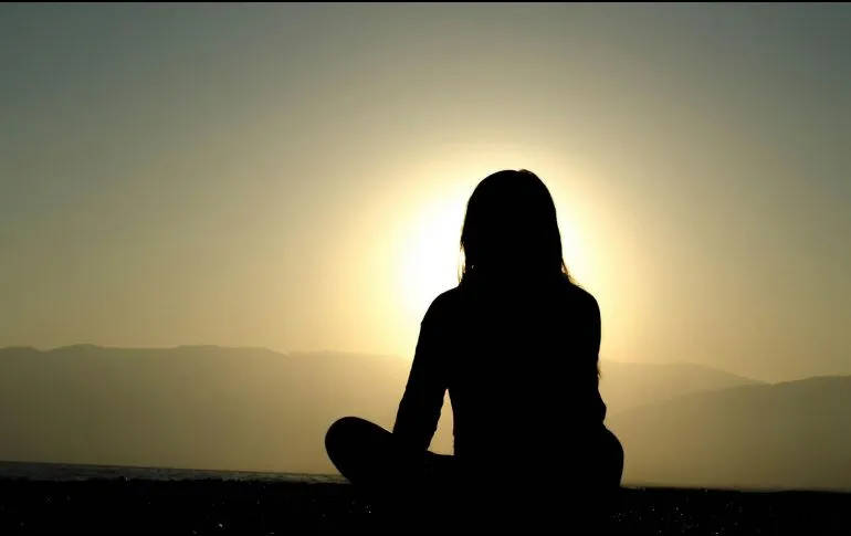 ¿Cómo ayuda la meditación a reducir el estrés?