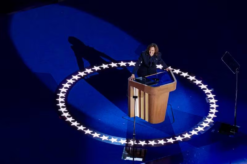 Kamala Harris se separa de Trump en ‘estados bisagra’: ¿Cuál es su ventaja en las encuestas?