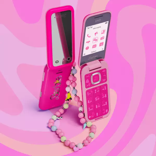 Mattel y Nokia lanzan celular plegable de Barbie