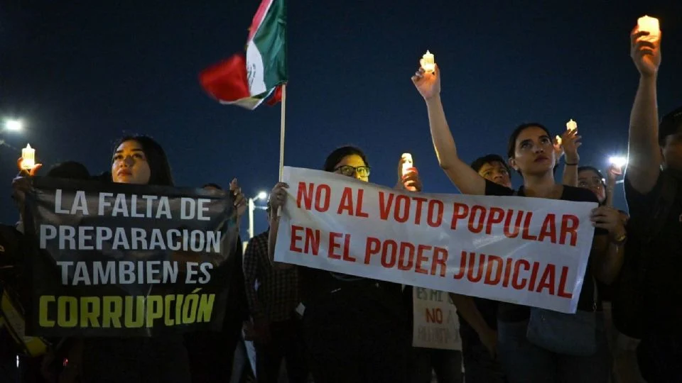 Jueces otorgan suspensiones provisionales para que próxima legislatura no pueda discutir ni votar la reforma judicial