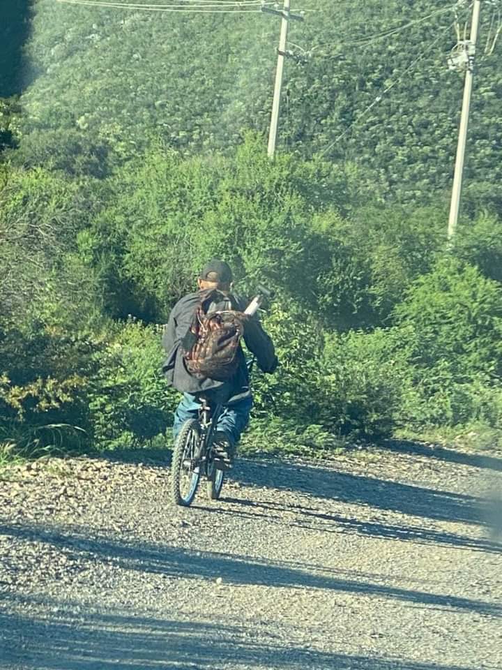 Detienen a ladrón con autopartes