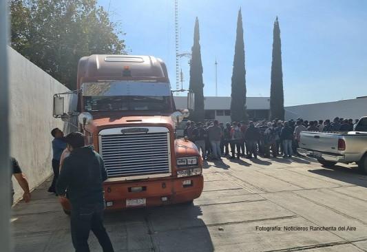 Dan 12 años de prisión a traficante de personas