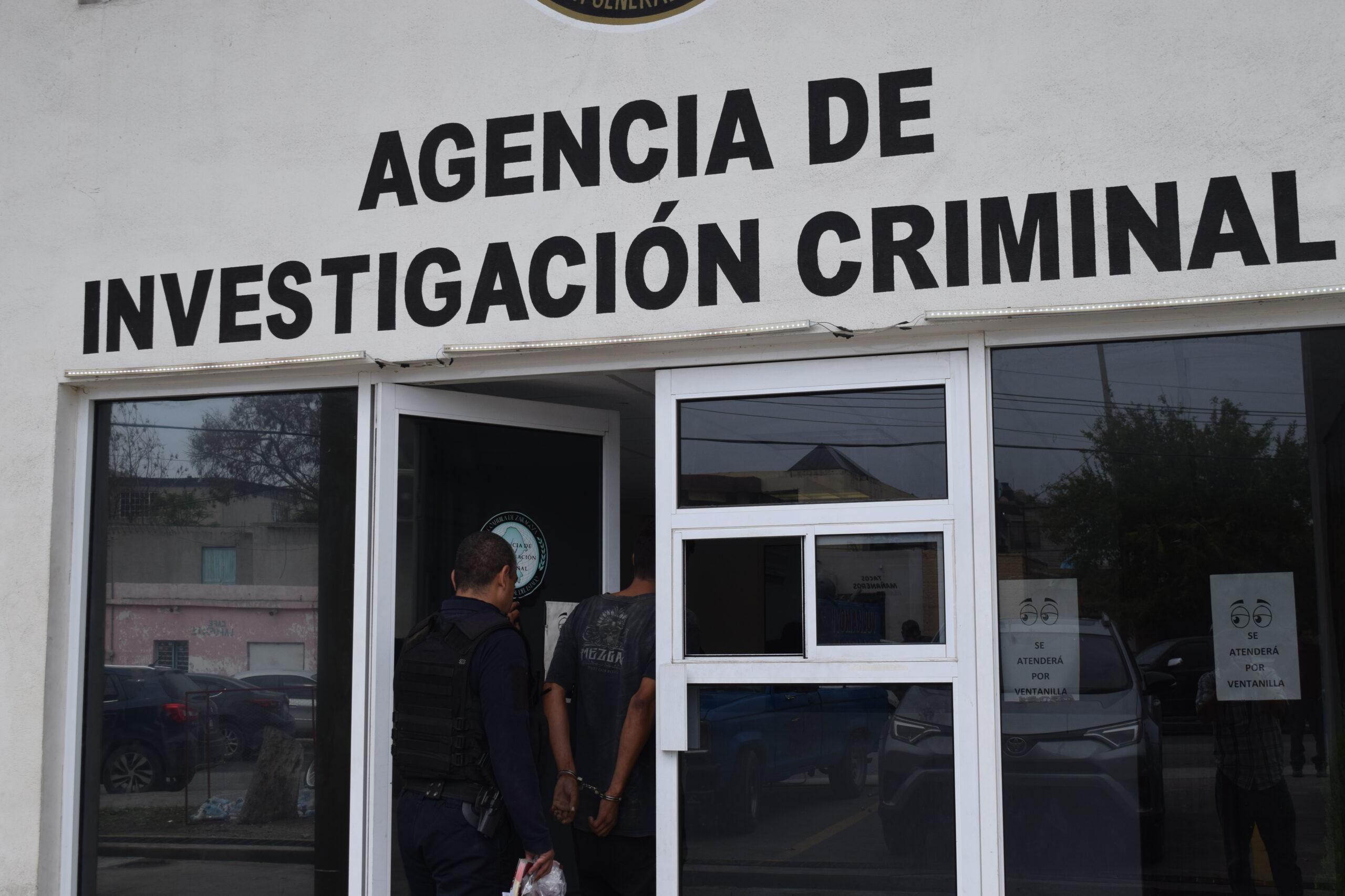 Roban 2 ex trabajadores motocicletas de “Church”