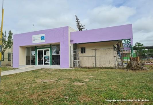 Alcanzan centros de salud avance de 90%