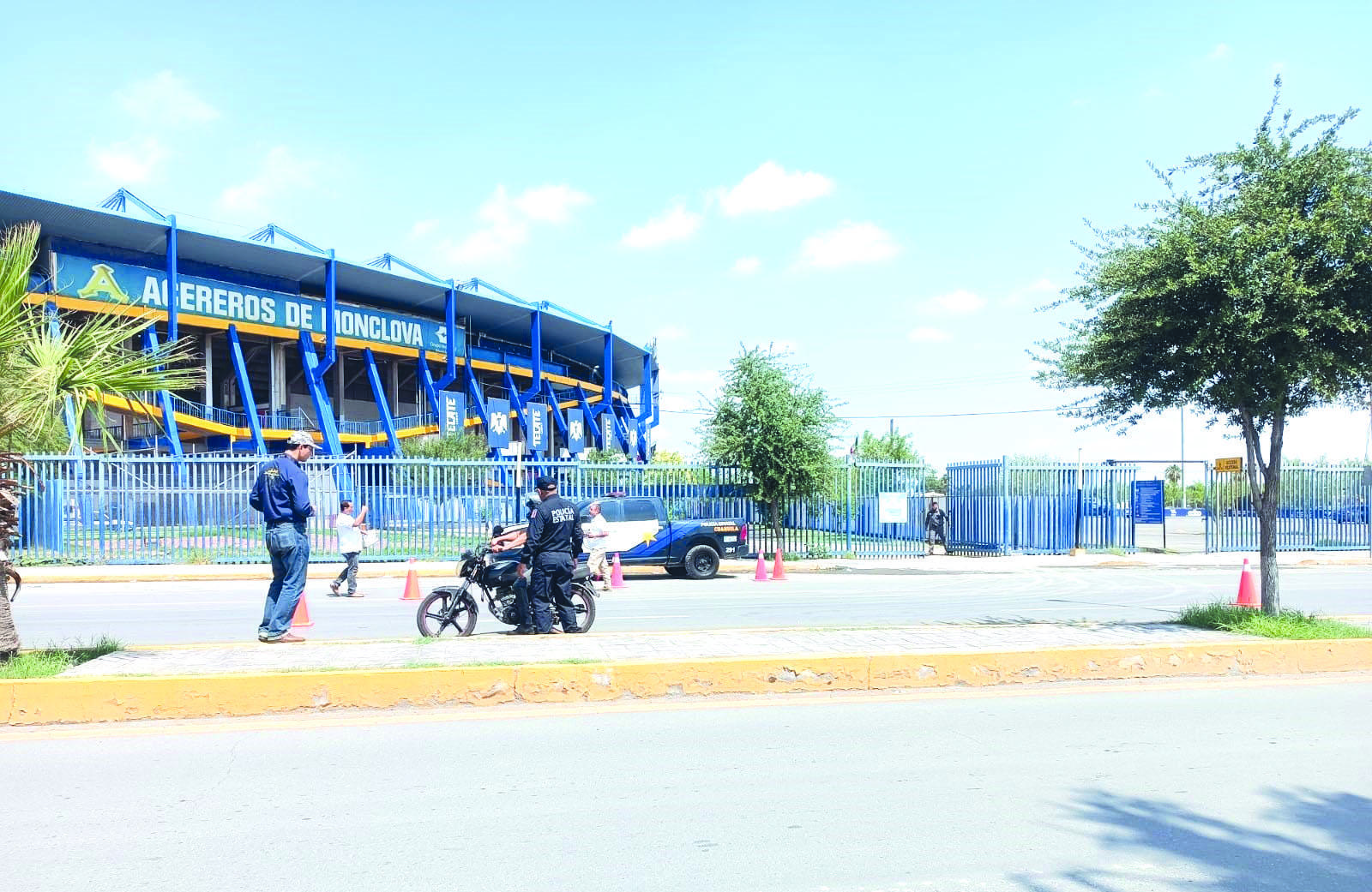 Aplican 120 multas por placas vencidas