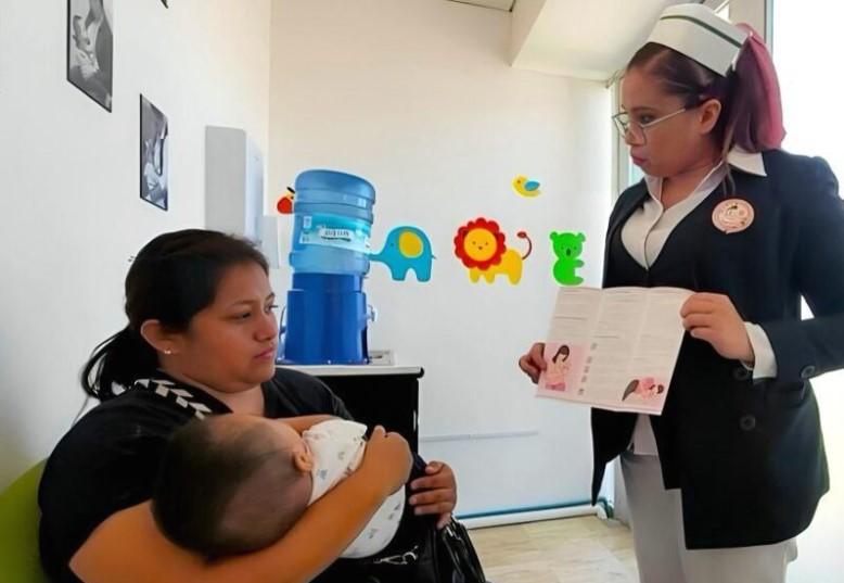 Resalta IMSS beneficios de la lactancia materna
