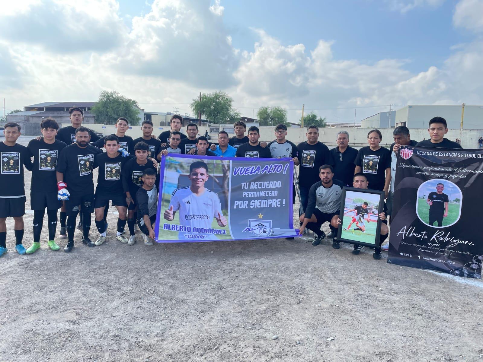 Rinde liga homenaje a futbolista asesinado
