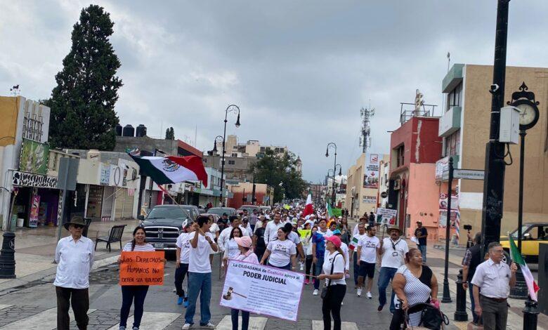 Marchan contra reforma judicial