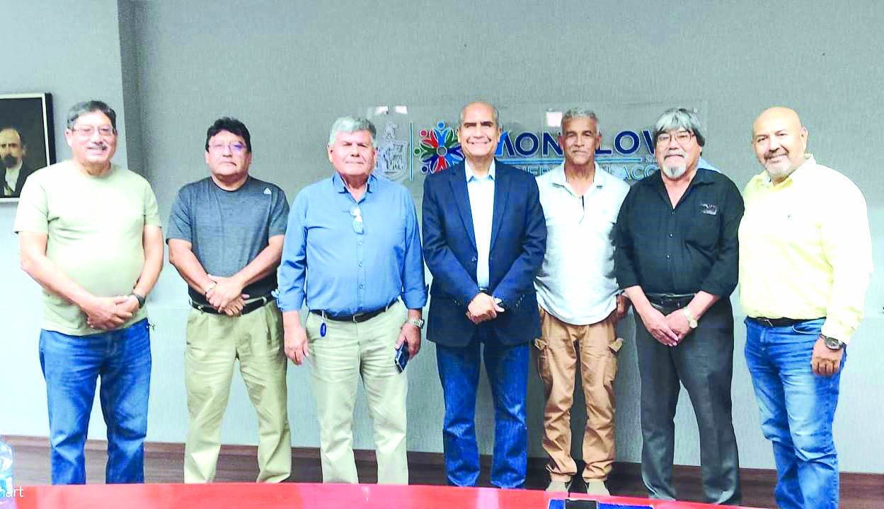 Se reúne Dávila con obreros de AHMSA
