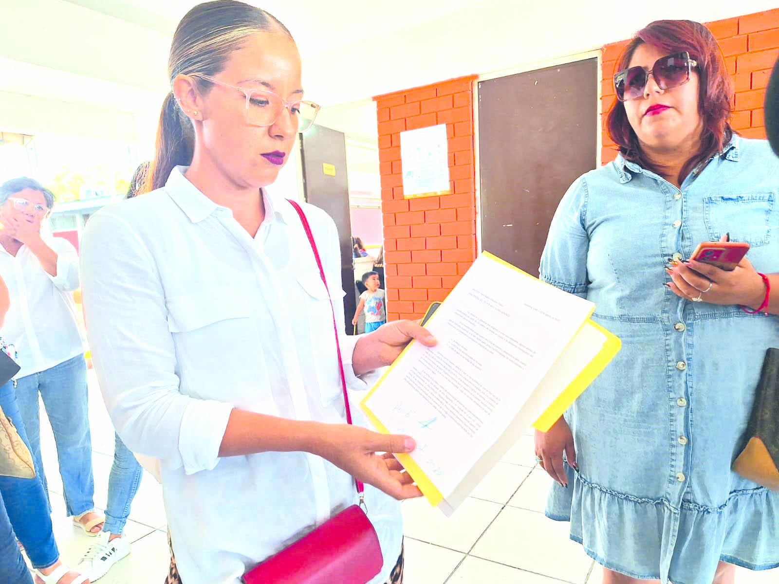 Investigan destino del dinero de la Secundaria