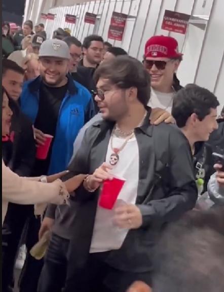 VIDEO. Tito Double P, primo de Peso Pluma, niega foto a La Chupitos y redes ‘explotan’: «Es un ícono nacional»