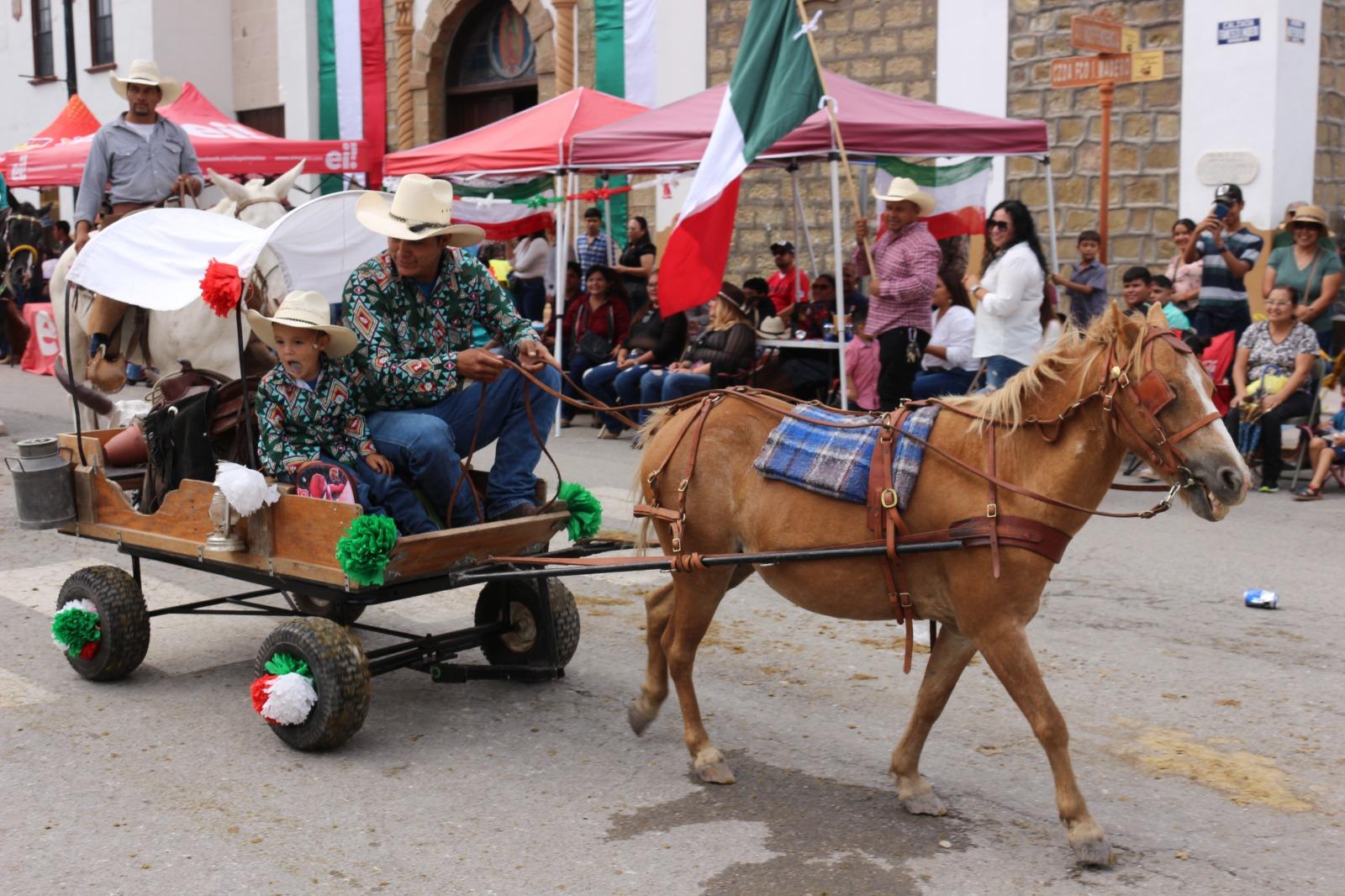 Reúne Cabalgata a miles y fortalece el turismo