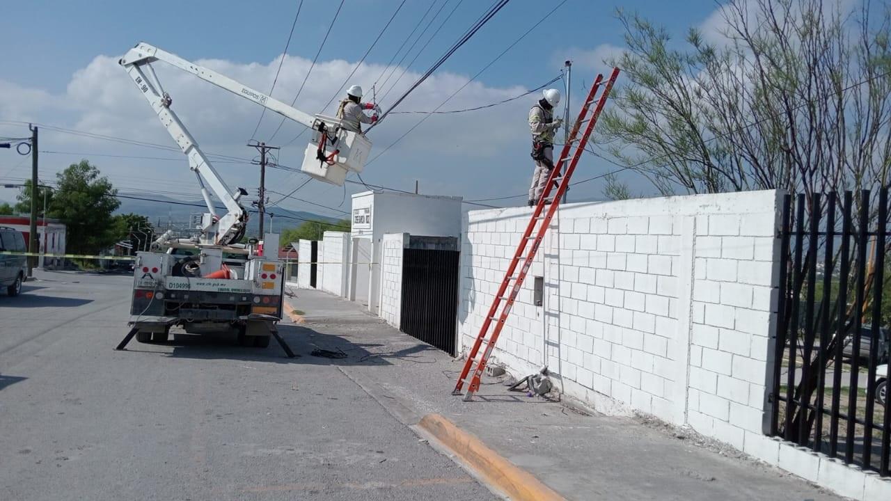 Aterroriza en plantel nuevo cortocircuito