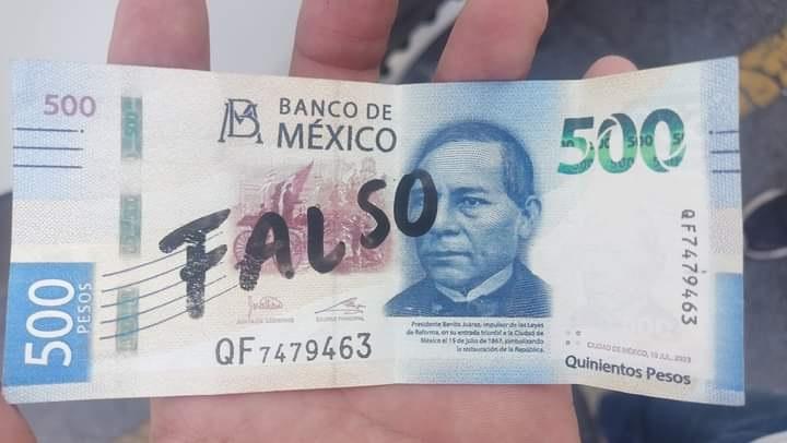 Pagan en tiendas con billetes falsos de 500