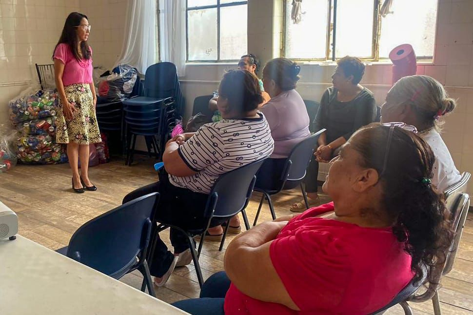 LLEVAN PLÁTICAS DE DERECHOS HUMANOS A USUARIAS DE INSTANCIAS MUNICIPALES EN RAMOS ARIZPE